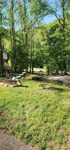 638 Hughart Drive, Charleston, WV 25320