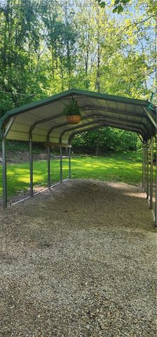 638 Hughart Drive, Charleston, WV 25320