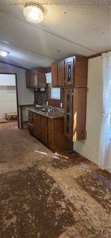 638 Hughart Drive, Charleston, WV 25320