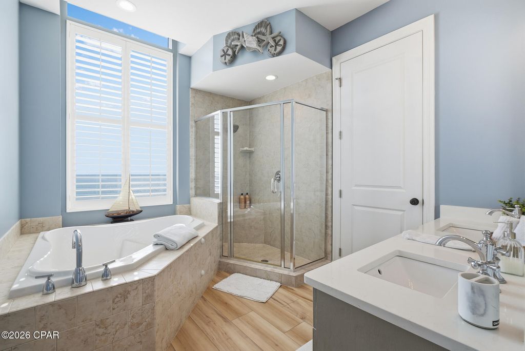 Image 19 of property listing at 6422 W U.S. 98 1505, Panama City Beach, FL 32407