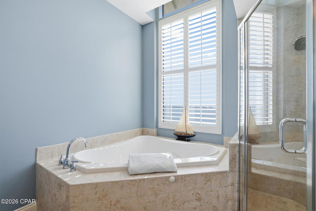 Image 20 of property listing at 6422 W U.S. 98 1505, Panama City Beach, FL 32407