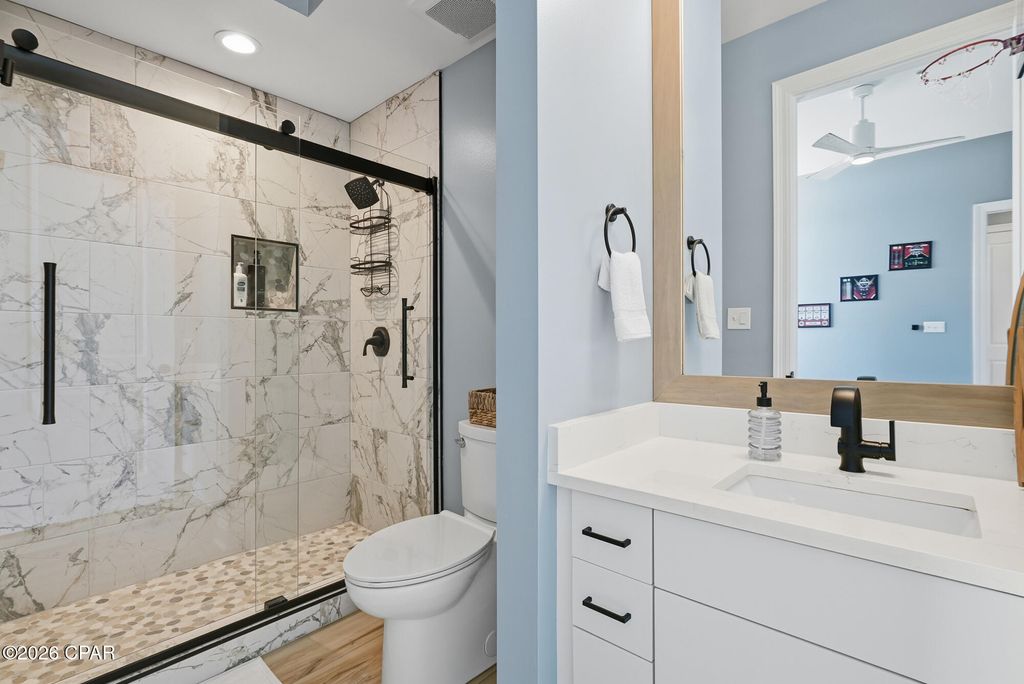 Image 25 of property listing at 6422 W U.S. 98 1505, Panama City Beach, FL 32407