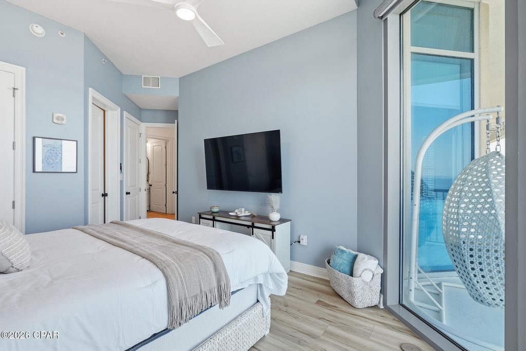 Image 30 of property listing at 6422 W U.S. 98 1505, Panama City Beach, FL 32407