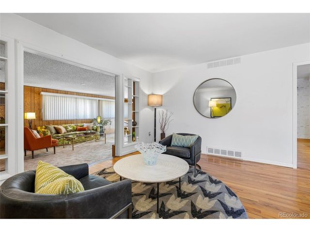 385 S Kearney St, Denver, CO 80224