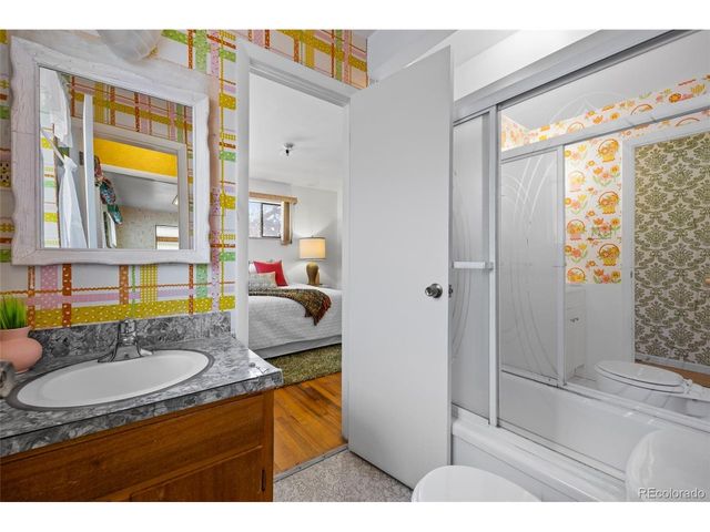 385 S Kearney St, Denver, CO 80224