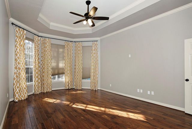 71 Ivory Moon Place, The Woodlands, TX 77381