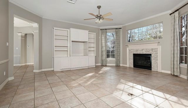 71 Ivory Moon Place, The Woodlands, TX 77381