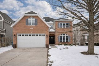 146 N Walnut Street, Elmhurst, IL 60126