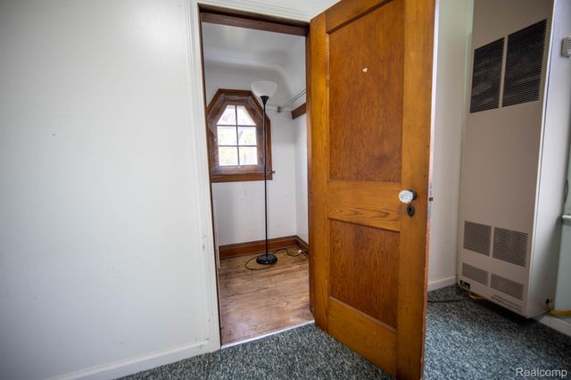 4355 LAPEER Road, Burton, MI 48509