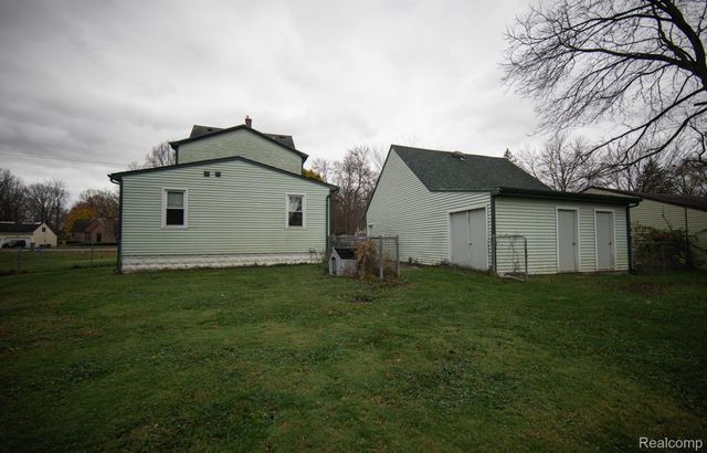 4355 LAPEER Road, Burton, MI 48509