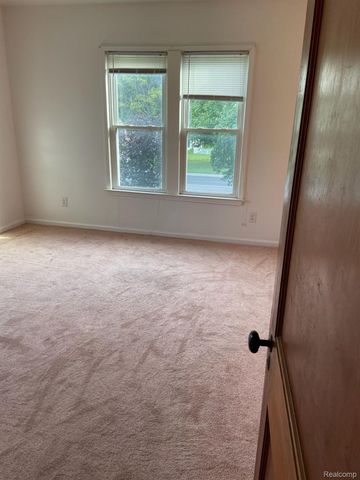 4355 LAPEER Road, Burton, MI 48509