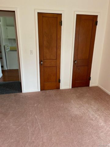 4355 LAPEER Road, Burton, MI 48509