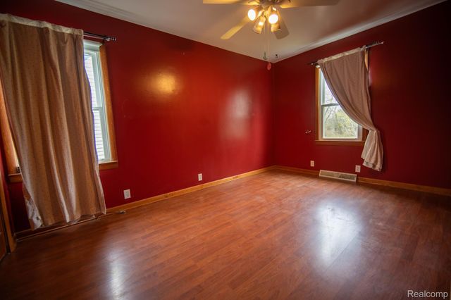 4355 LAPEER Road, Burton, MI 48509
