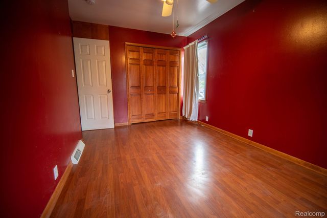 4355 LAPEER Road, Burton, MI 48509