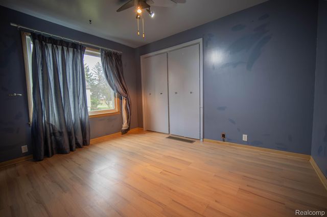 4355 LAPEER Road, Burton, MI 48509