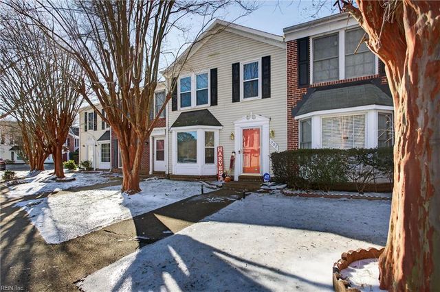 305 Derby RN, Yorktown, VA 23693