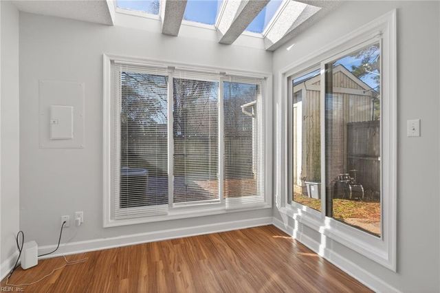 305 Derby RN, Yorktown, VA 23693