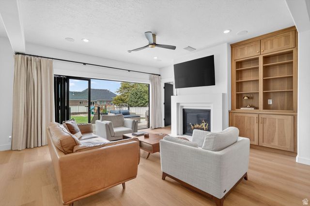 10215 N 6960 W, Highland, UT 84003