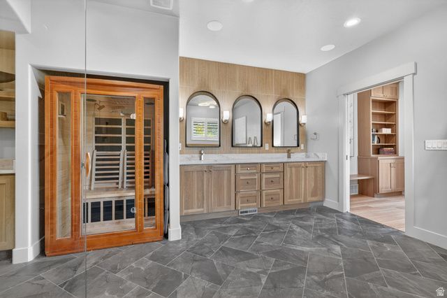 10215 N 6960 W, Highland, UT 84003