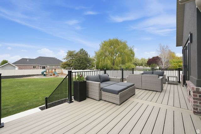 10215 N 6960 W, Highland, UT 84003