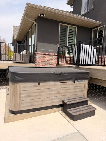 10215 N 6960 W, Highland, UT 84003