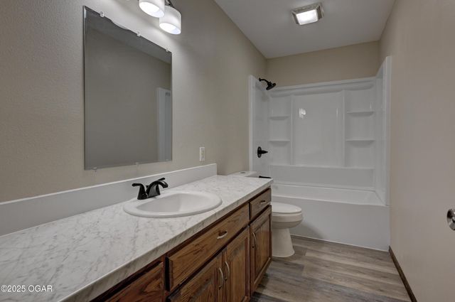 101 N Oliver Avenue, Joplin, MO 64801