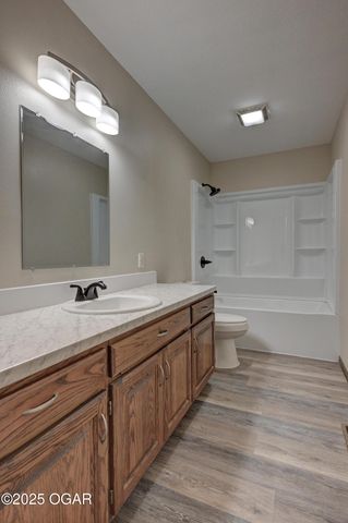 101 N Oliver Avenue, Joplin, MO 64801