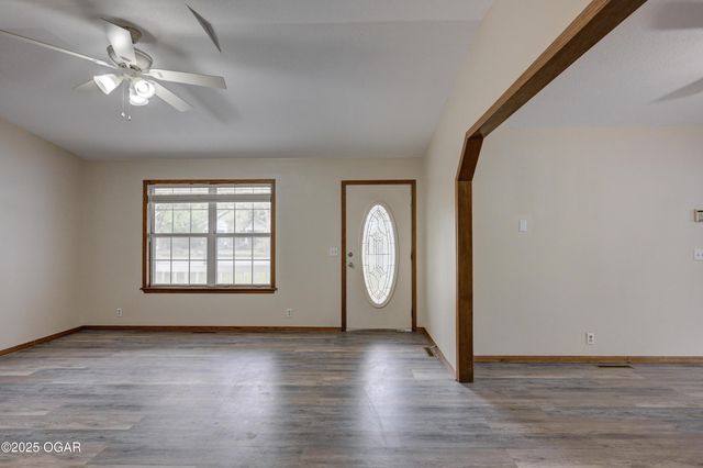 101 N Oliver Avenue, Joplin, MO 64801