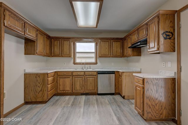 101 N Oliver Avenue, Joplin, MO 64801