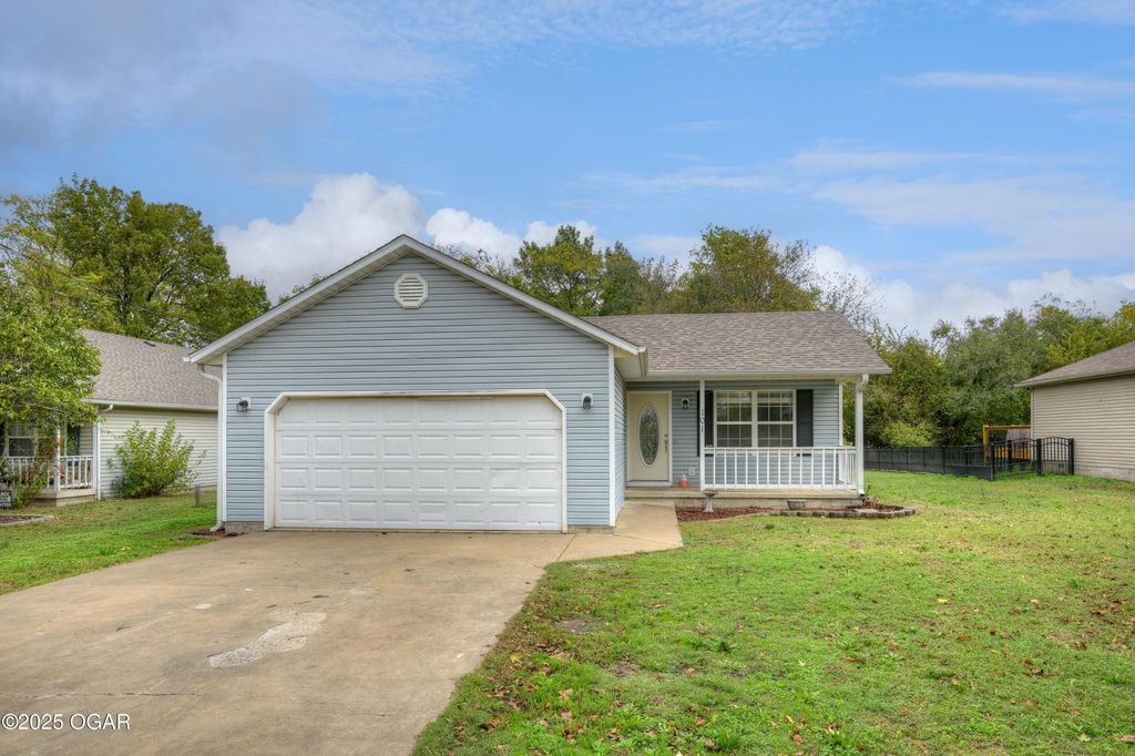 101 N Oliver Avenue, Joplin, MO 64801