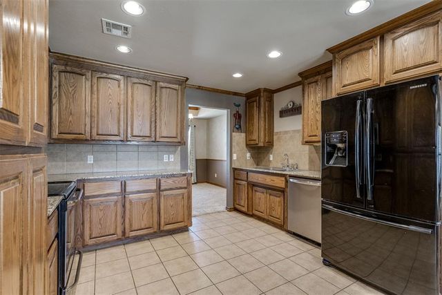 2401 County Road 1196, Tuttle, OK 73089