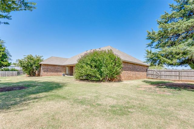 2401 County Road 1196, Tuttle, OK 73089