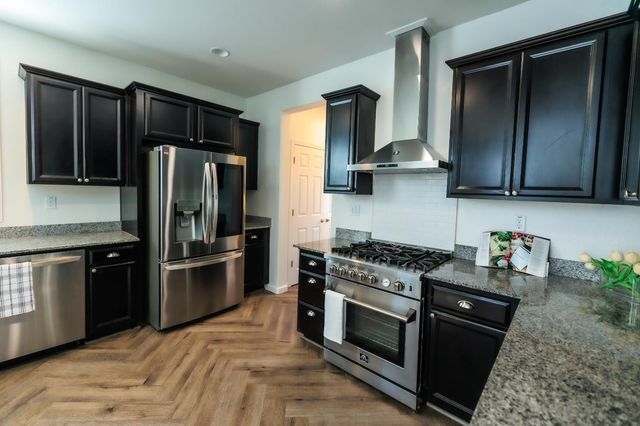 2204 Gallery Dr, Riverbank, CA 95367