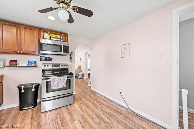 516 Franklin Avenue, Barberton, OH 44203