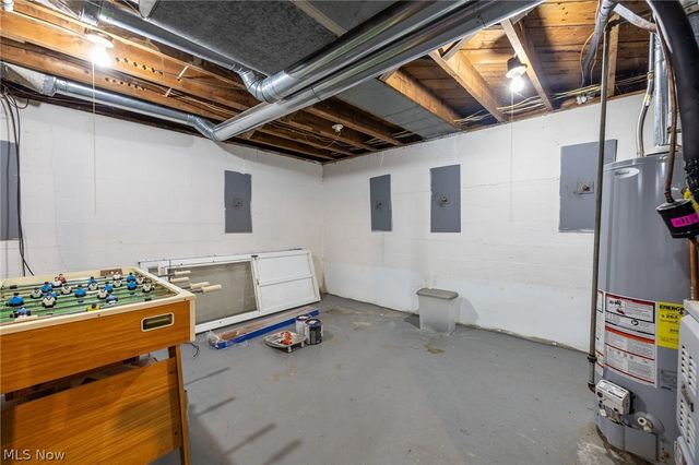 516 Franklin Avenue, Barberton, OH 44203