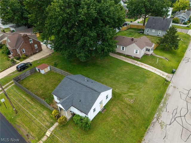 516 Franklin Avenue, Barberton, OH 44203