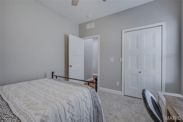 718 Deerfield Lane, Farmington, MO 63640