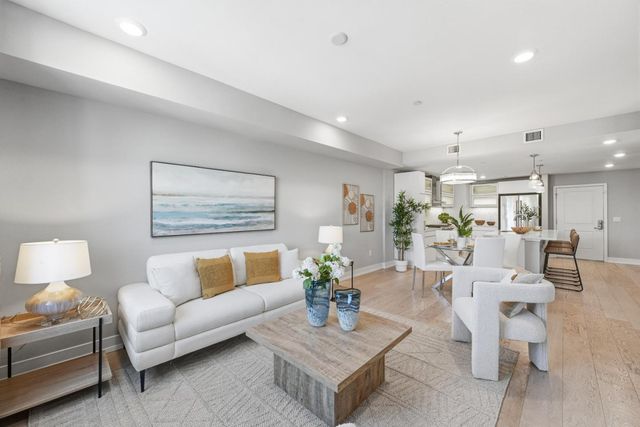 1048 Monroe Street 307, Santa Clara, CA 95050