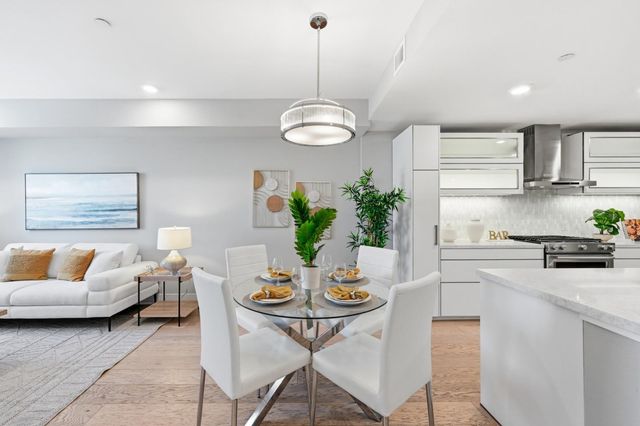 1048 Monroe Street 307, Santa Clara, CA 95050