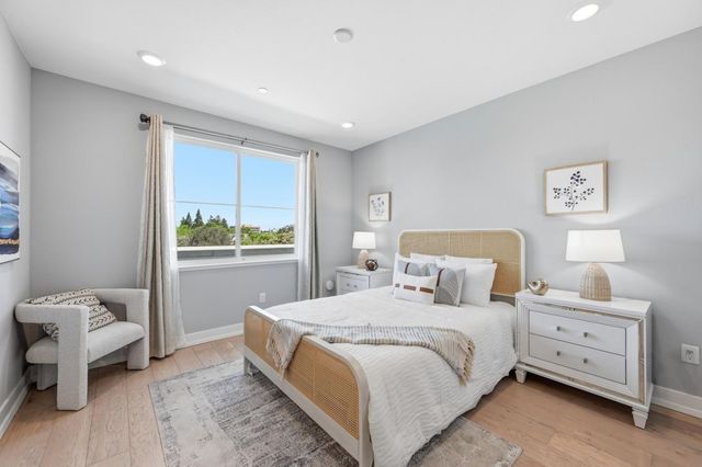 1048 Monroe Street 307, Santa Clara, CA 95050