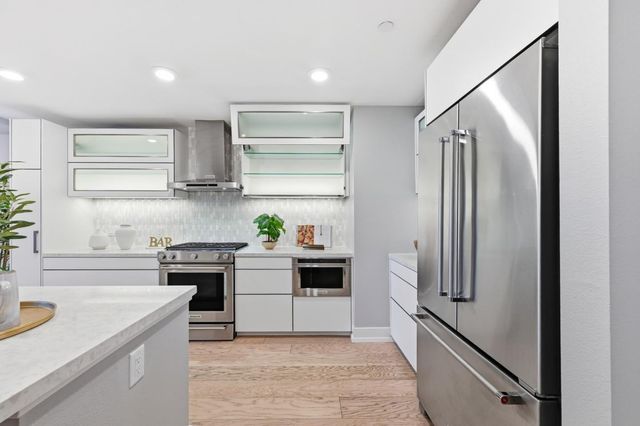 1048 Monroe Street 307, Santa Clara, CA 95050