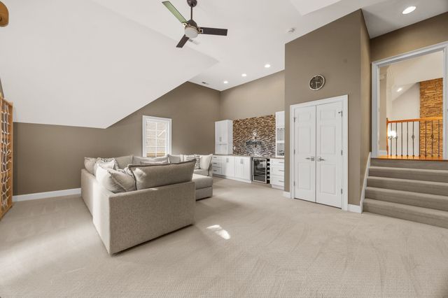 5017 Paddy Trce, Spring Hill, TN 37174