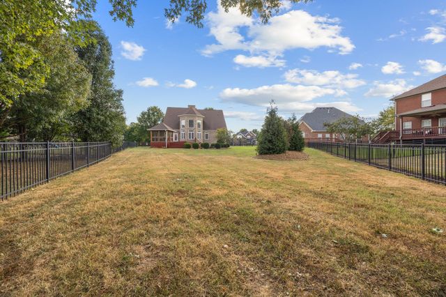 5017 Paddy Trce, Spring Hill, TN 37174
