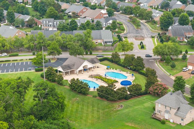 5017 Paddy Trce, Spring Hill, TN 37174