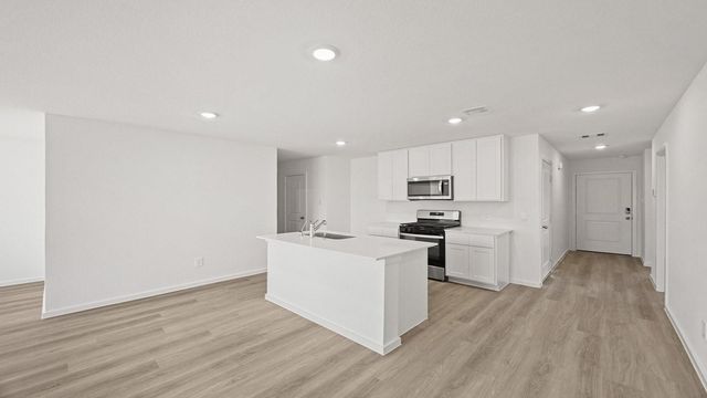 2205 Westward Pointe Drive, Sealy, TX 77474