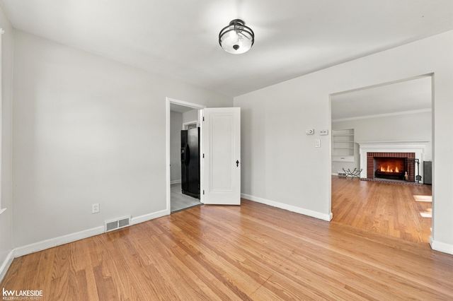 16001 Collingham Drive, Detroit, MI 48205