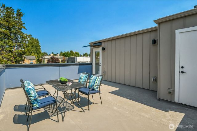 2608 NW 62nd Street, Seattle, WA 98107