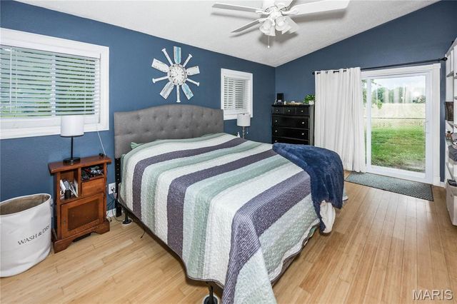 758 Boulevard De Cannes, Edwardsville, IL 62025