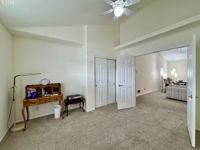 18 MARINERS Ln, Florence, OR 97439