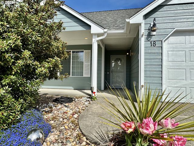 18 MARINERS Ln, Florence, OR 97439